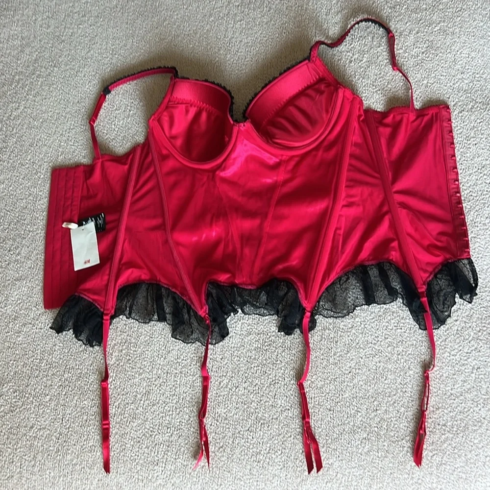 Y2K Vintage H&M Red Satin & Black Lace Boned Corset with Garter *NWT* - Size36B - Picture 2 of 14